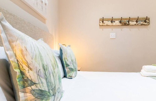 Oudtshoorn House | De Akker Guest House - Family