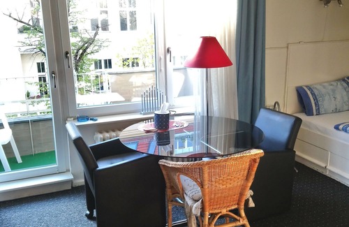 Halensee Apartment | Exceptional 2-room apartment Apartment in the City - West am Ku'damm with 2bathrooms and p