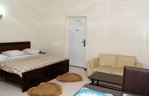 Uyo Hotel | De Castle Luxury Home