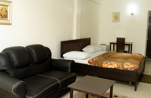 Uyo Hotel | De Castle Luxury Home