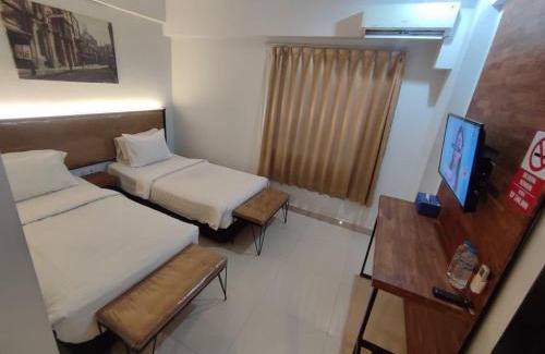 Tuban Sub-District Hotel | De La Charis Tuban