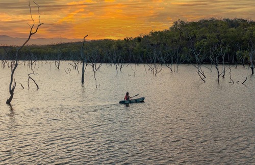 Lake Bennett Resort | De Lago Resort