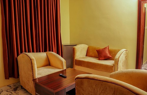 Asaba Hotel | De- Lites Hotel