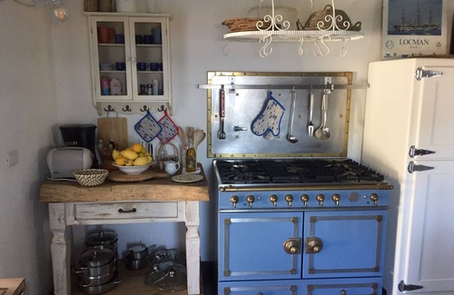 Chiessi Cottage | DE LUXE ROMANTIC FISCHERMAN'S COTTAGE