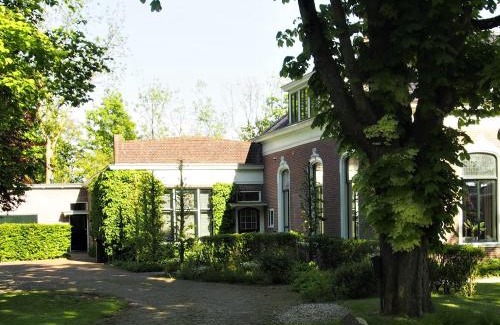 Zuidhorn Apartment | De oude dokterspraktijk