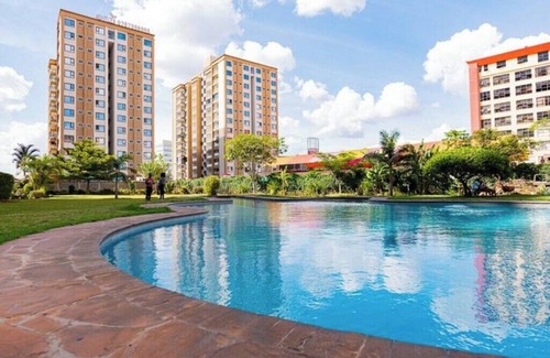 Nairobi Apartment | Deal Getaway/City views