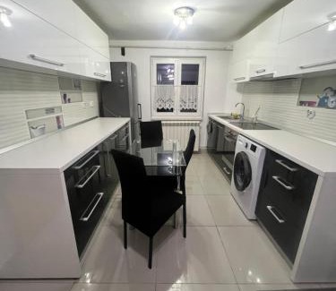 Lugoj Apartment | Debo Apartament