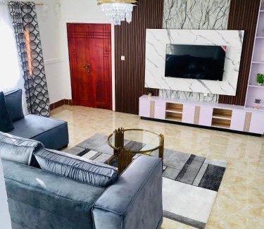 Limbe Apartment | Debolonia Lodge