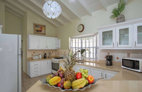 Gate Park Villa | Decaj 2BR in Cap Estate by Personal Villas - Ideal for Romantic Escapades