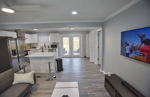 Belvedere Park House | Decatur 3-BR Bliss: Modern Comfort