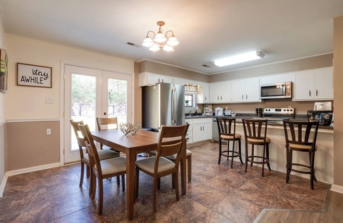 Decatur House | Decatur Vacation Rental Retreat w/Private Yard!