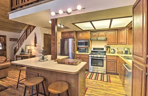 Overgaard Cabin | Deck, Porch & Grill: Heber-Overgaard Getaway!