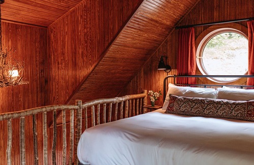 Haines Falls Hotel | Deer Mountain Inn