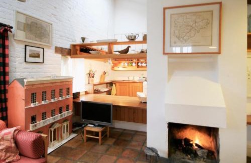 Thorpe Market House | Deer Park Cottage - E2754