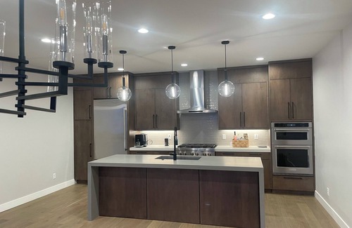 Hideout House | Deer Valley East - Modern Mountain Retreat with Lake View