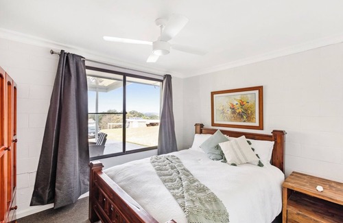 Kembla Grange Other | "Deer Valley" Large Farmhouse in Illawarra with lake and ocean views on 50 acres