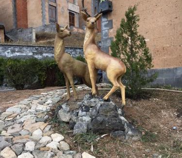 Tsaghkadzor Villa | Deer Villa
