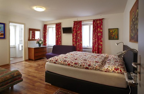 Lavorgo Hotel | Defanti