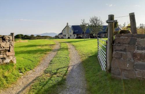 Slate Islands House | Degnish Farmhouse - Swwu