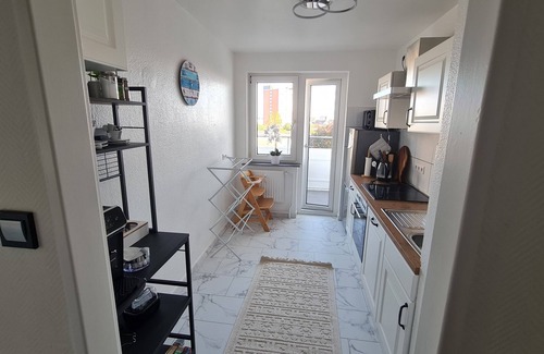 Bremerhaven Apartment | DEICHLIEBE 1 - fantastic view, own garage & contactless check-in