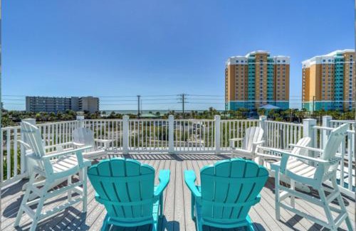 Gulf Lagoon Beach House | Deja Blue by Sand Seeker Vacations