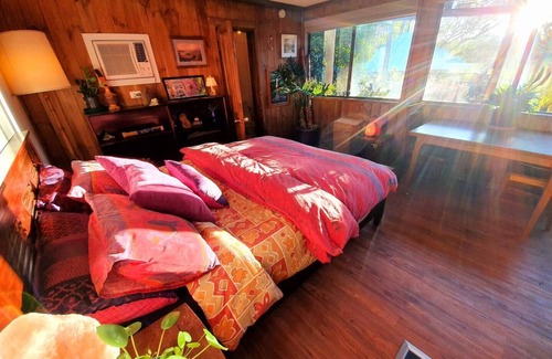 Glenalta Cottage | Dejavu Cottage In the Adelaide Hills
