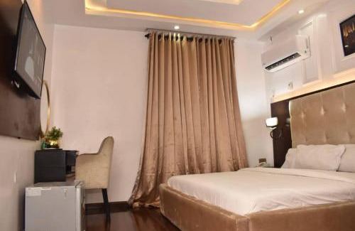 Ikotun Hotel | DEL HOTEL and SUITES