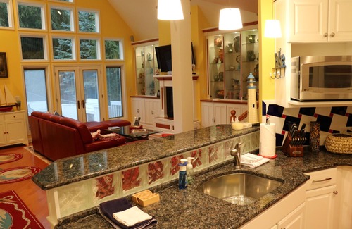 Delavan Lake Cottage | Delavan Lakefront Access Guesthouse