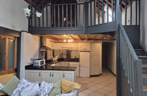 Broadford House | Delightful 4 bed Georgian Cottage Ardboula, Tulla