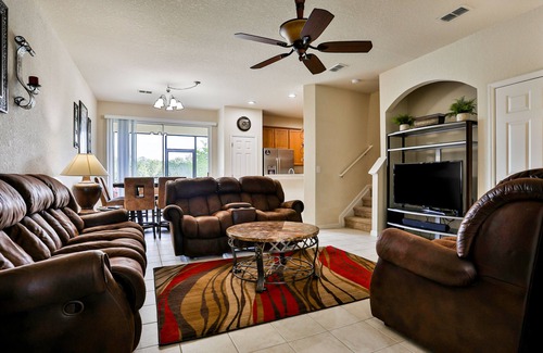 Trafalgar Village House | Delightful lakefront townhome with pool, volleyball, fast WiFi & AC