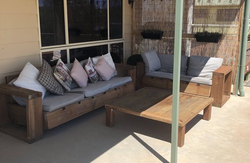 Younghusband House | Delightful river views in a quiet location