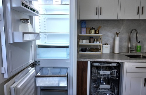 Ocean Grove House | Delightful Seaside Cottage blocks from the beach in Ocean Grove. Sleeps 2
