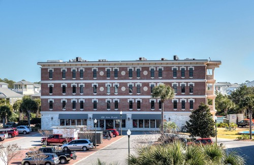Seacrest Beach Apartment | Delightful studio on 30A between Rosemary Beach and Alys Beach