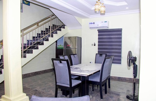 Bouvet Island House | Delkiks Homes 4bedrom Duplex Ogba, Ikeja Lagos AC, Wi-Fi and 24/7 Electricity