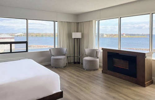 Kingston Hotel | Delta Hotels by Marriott Kingston Waterfront