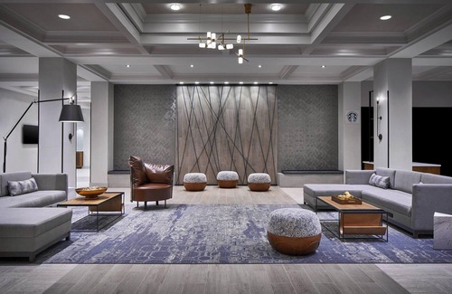 Norfolk - Virginia Beach Hotel | Delta Hotels by Marriott Norfolk Airport