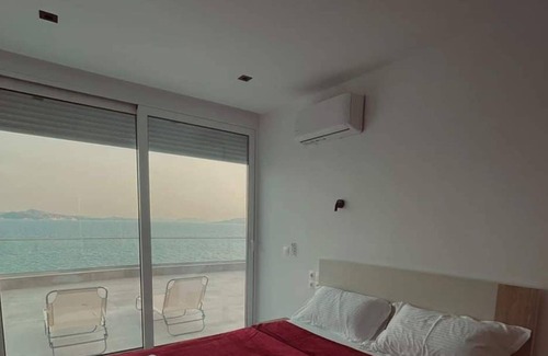 Jala Apartment | Delux apartment 2 by Hillside apartments TM