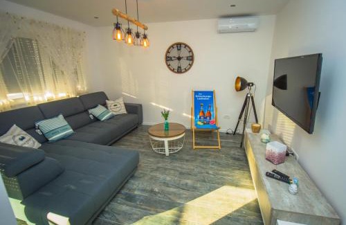 Baska Voda Apartment | Deluxe 2 bedroom apartment with sea view