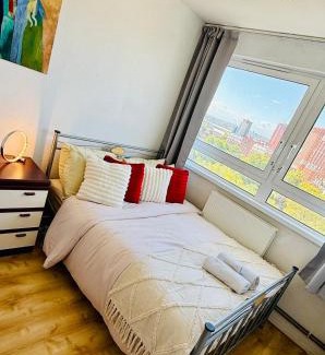 Oval Apartment | Deluxe 2B City View Appartment