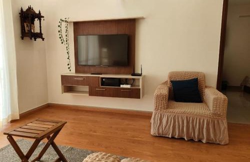 Krishnarajapura Apartment | Deluxe 2BHK for Families- Opp Whitefield Metro
