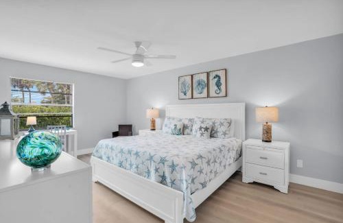 Park Shore House | Deluxe Condo - Amazing Views