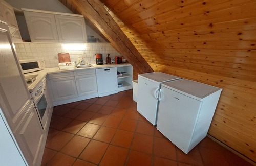 Kirchbach Apartment | Deluxe-dachgeschosswohnung mit Klimaanlage in den Zwei Schlafzimmern