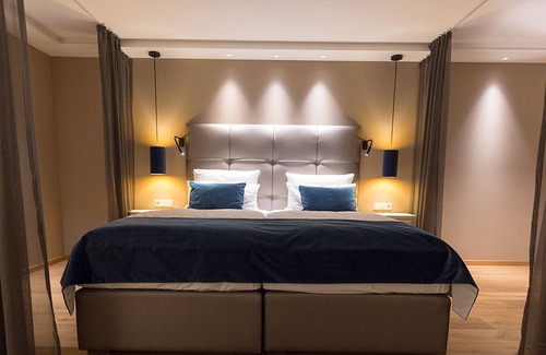 Aldingen Apartment | Deluxe Doppelzimmer ca. 50qm