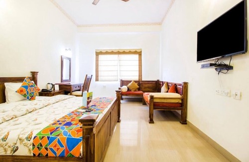 Jagatpura Hotel | Deluxe Double Room #5/W breakfast