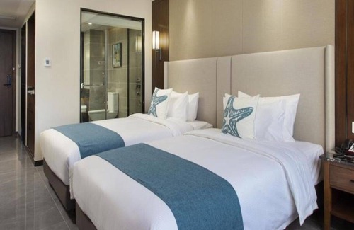 Maun House | Deluxe Double Room with Shower 1