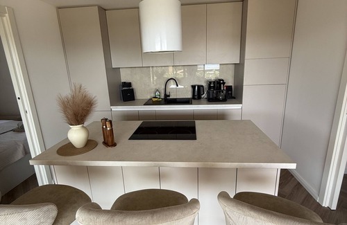 Tijesno House | Deluxe holiday home with sea view and whirlpool