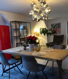 Duisburg Sud Apartment | Deluxe Loftapartement Big Size