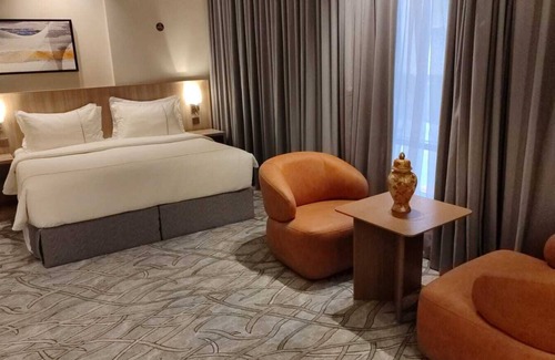 Mecca Hotel | Deluxe Room - King Bed or Twin - 001