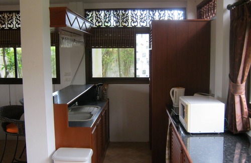 Bang Po Apartment | Deluxe, Spacious Beachside one Bedroom
