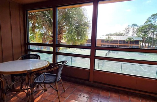 River Ranch Condo | Deluxe Suite with Kitchenette and Balcony, Steps to Rodeo and Pool! 253